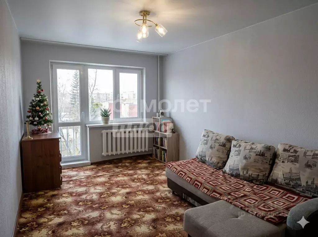 2-к кв. Омская область, Омск ул. 75-й Гвардейской Бригады, 8 (44.0 м) - Фото 1