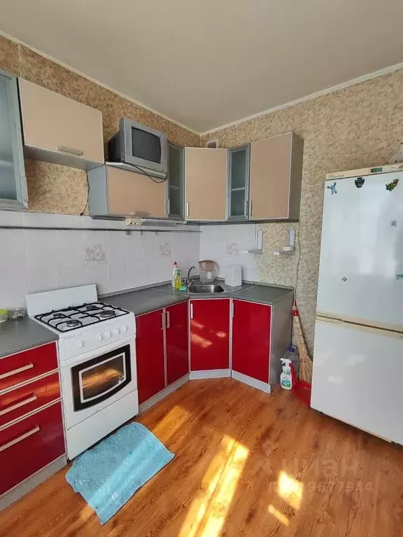 2-к кв. Орловская область, Орел Планерная ул., 52 (60.6 м) - Фото 0