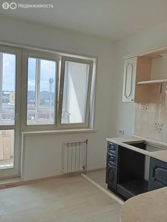 2-комнатная квартира: Красноярск, улица Алексеева, 50 (62 м) - Фото 1