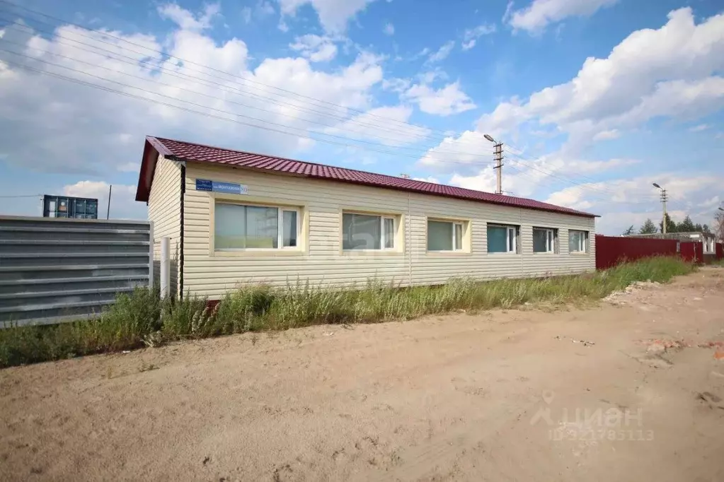 Дом в Ямало-Ненецкий АО, Новый Уренгой Монтажников мкр, 82 (96 м) - Фото 1