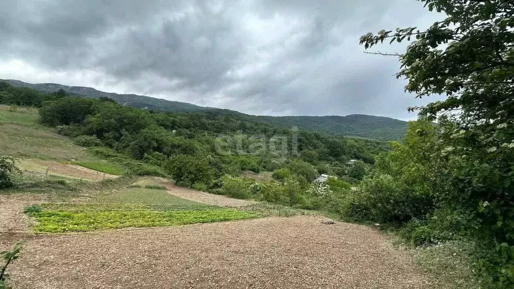 Участок в Крым, Алушта городской округ, с. Запрудное  (15.0 сот.) - Фото 0