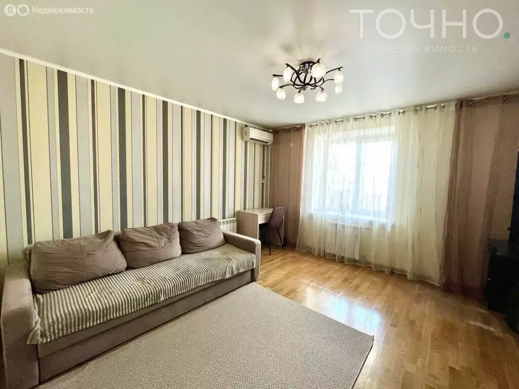 1-комнатная квартира: Пенза, улица Антонова, 70 (37 м) - Фото 0
