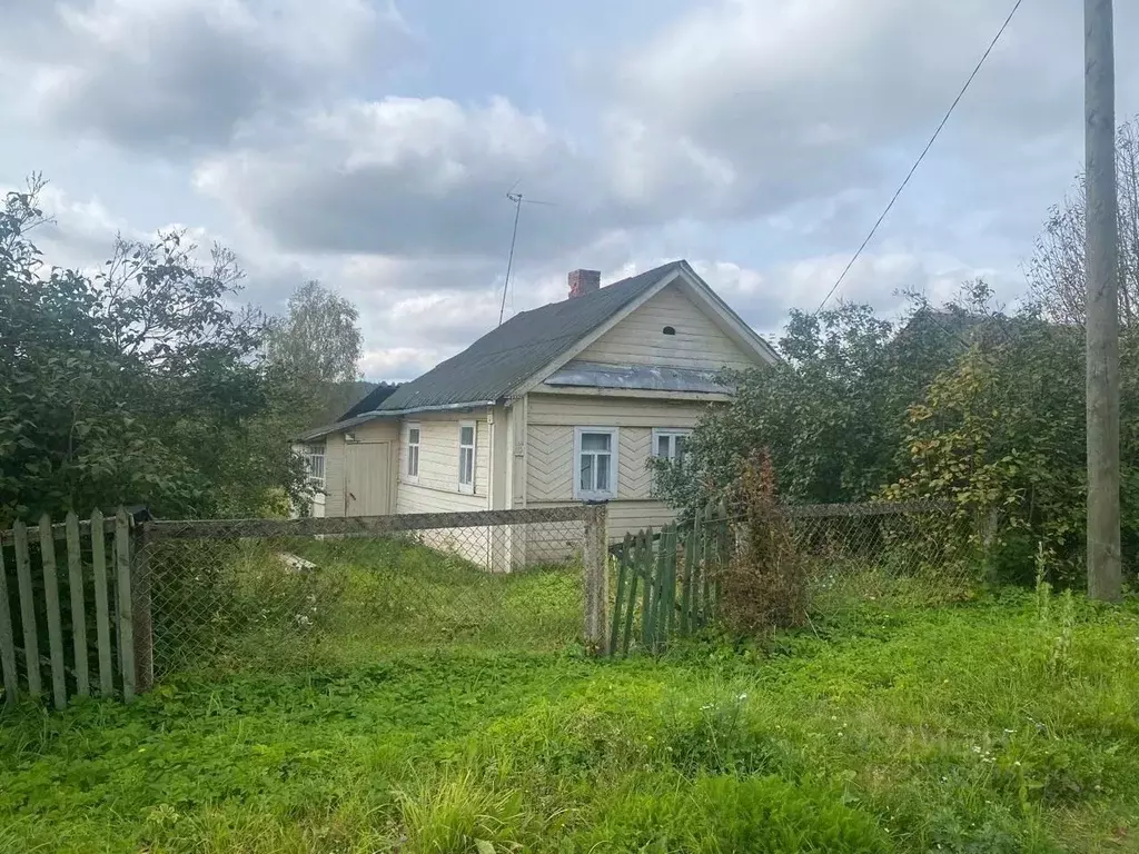 Дом в Ленинградская область, Бокситогорский район, Борское с/пос, д. ... - Фото 1