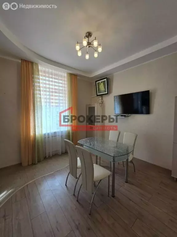 5-комнатная квартира: Севастополь, Античный проспект, 9 (149 м) - Фото 2