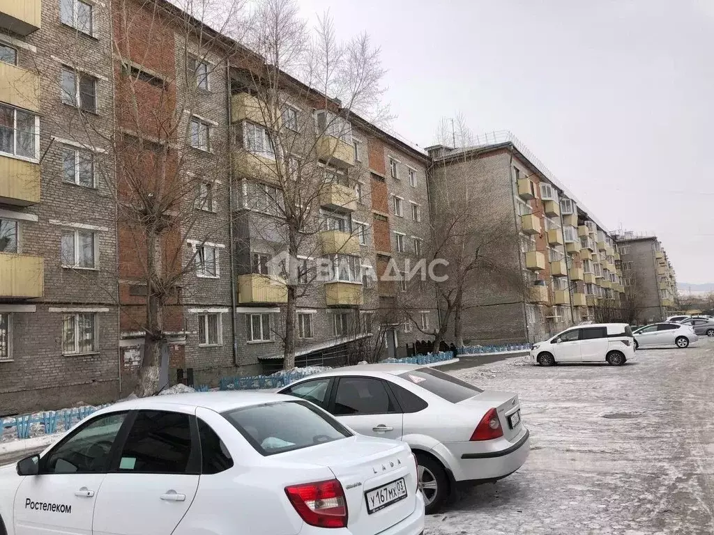 2-к кв. Бурятия, Улан-Удэ Кабанская ул., 2 (49.0 м) - Фото 1