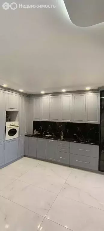 6-комнатная квартира: Астрахань, улица 11-й Красной Армии, 2к1 (124 м) - Фото 1