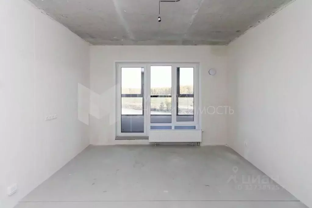 Студия Тюменская область, Тюмень ул. Игоря Комиссарова, 17 (25.2 м) - Фото 1