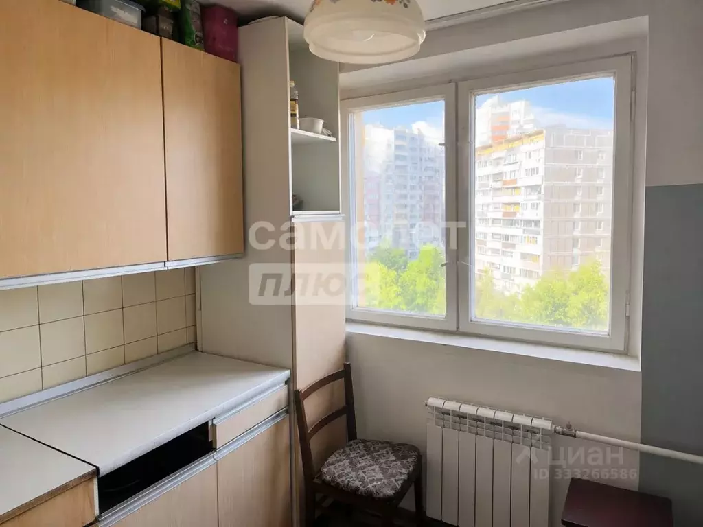 3-к кв. Москва ул. Островитянова, 45К1 (57.7 м) - Фото 1