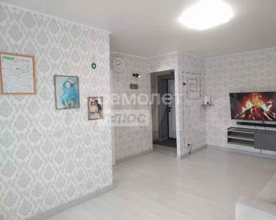2-к. квартира, 42 м, 5/5 эт. - Фото 1