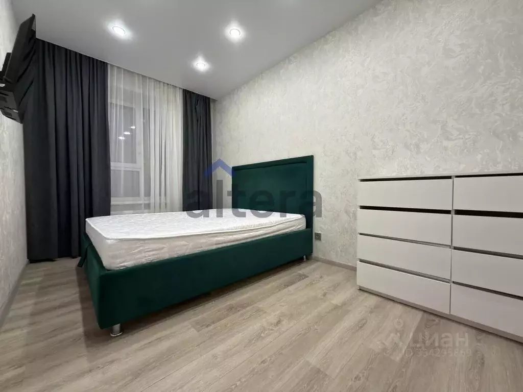 1-к кв. Татарстан, Казань ул. Братьев Касимовых, 35 (37.0 м) - Фото 1
