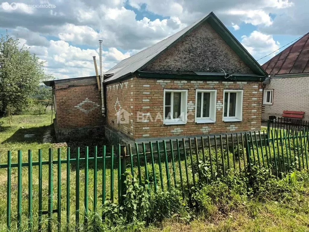 Дом в село Грабово, Центральная улица, 140 (50 м) - Фото 0