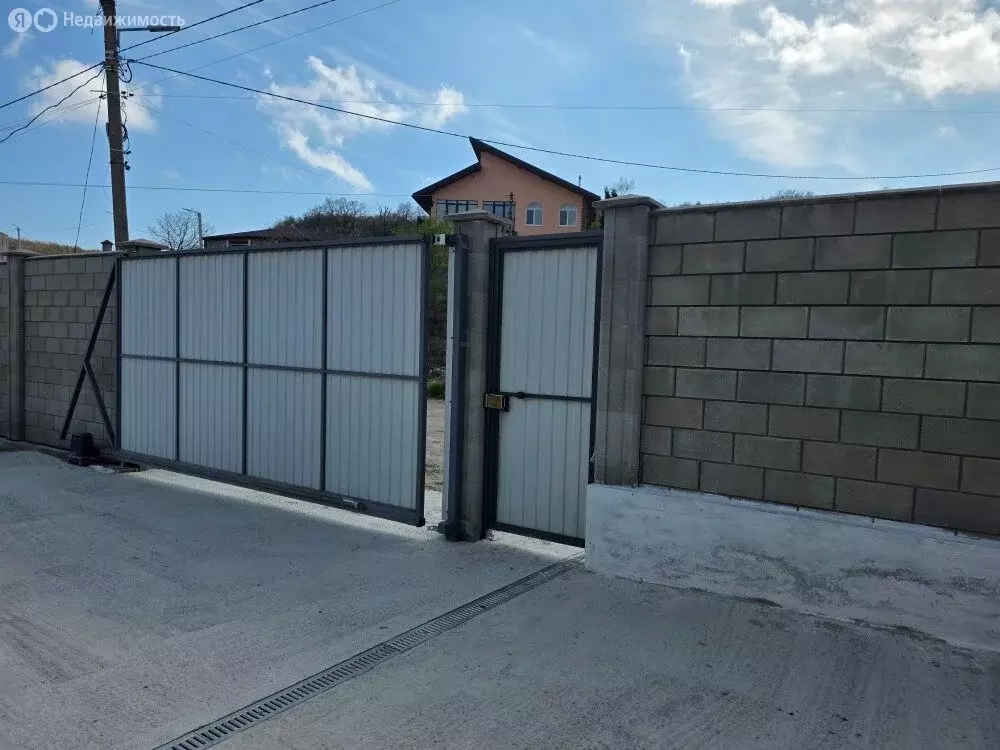 Дом в Севастополь, Балаклавский муниципальный округ, село Флотское, ... - Фото 1