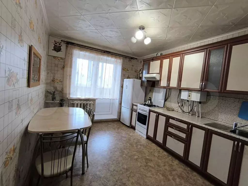 1-к. квартира, 40 м, 5/5 эт. - Фото 0