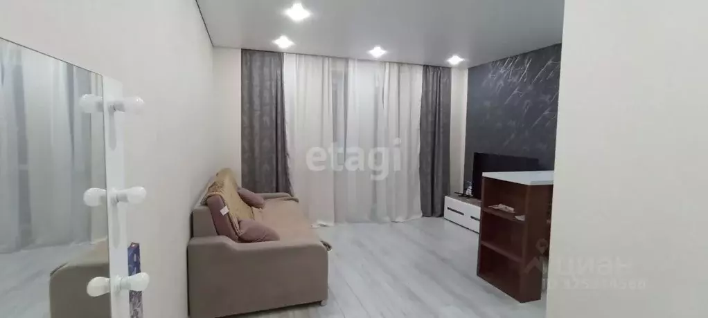 Студия Тюменская область, Тюмень Таврическая ул., 9к6 (32.1 м) - Фото 2