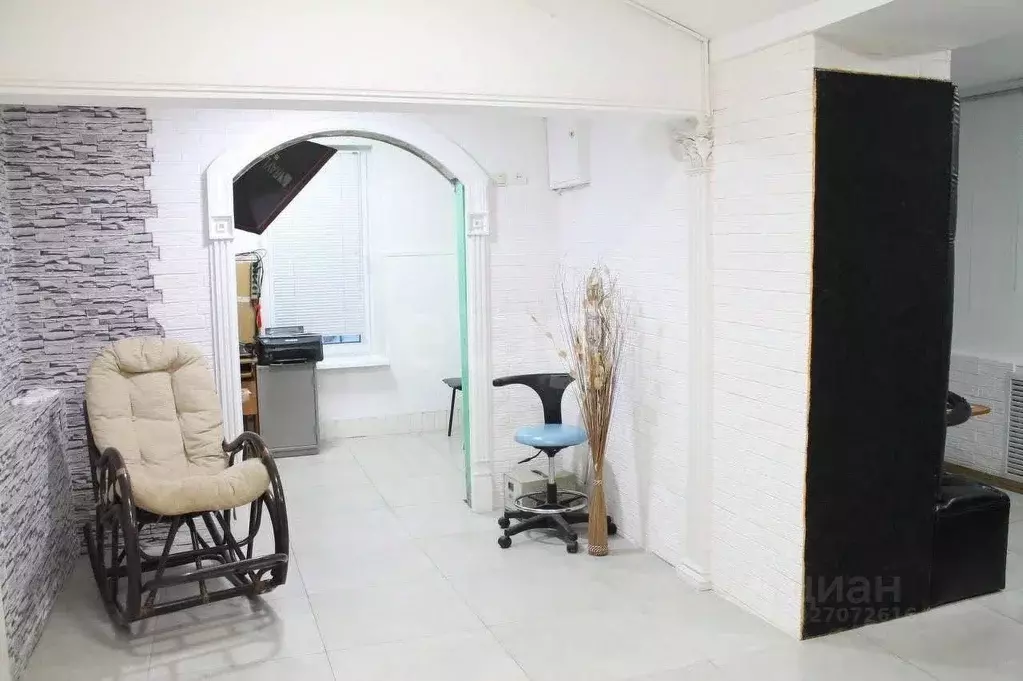 Помещение свободного назначения в Орловская область, Кромы пгт пер. ... - Фото 1