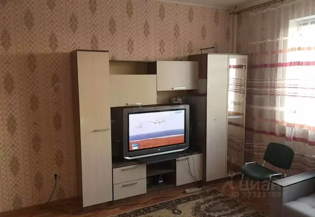 1-к кв. Курская область, Курск просп. Победы, 50 (43.0 м) - Фото 0