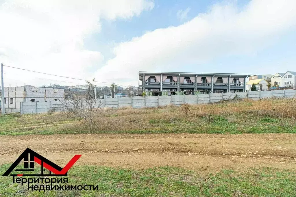 Участок в Севастополь, улица Лётчика Алексеева (17.4 м) - Фото 1