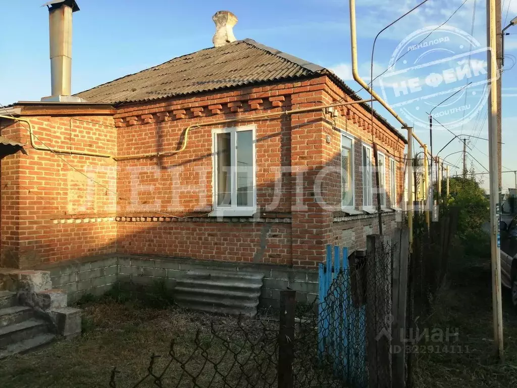 Дом в Ростовская область, Октябрьский район, Красюковская сл. ул. ... - Фото 1