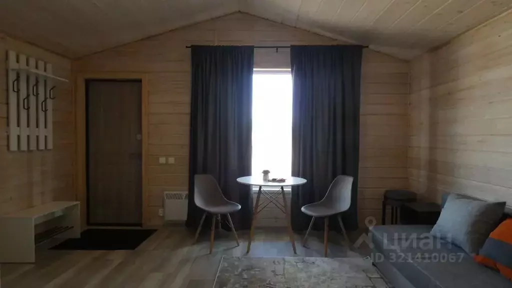 Дом в Воронежская область, Богучарский район, Поповское с/пос, с. ... - Фото 2