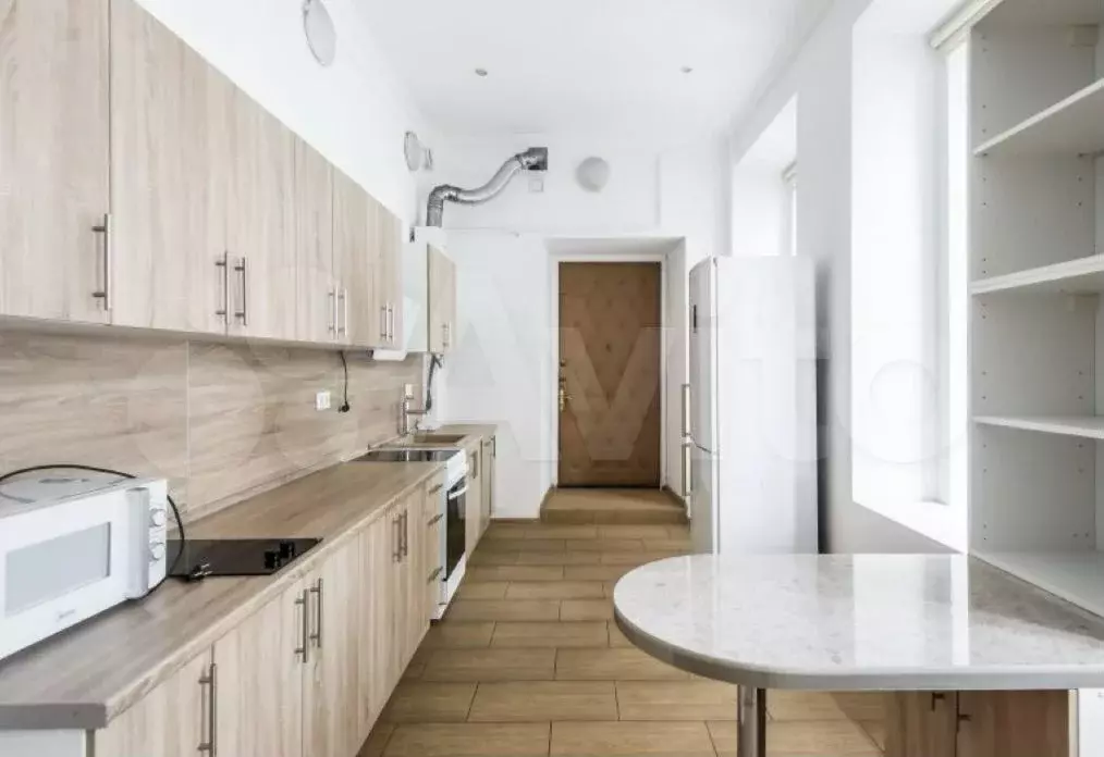 6-к. квартира, 220 м, 3/5 эт. - Фото 1