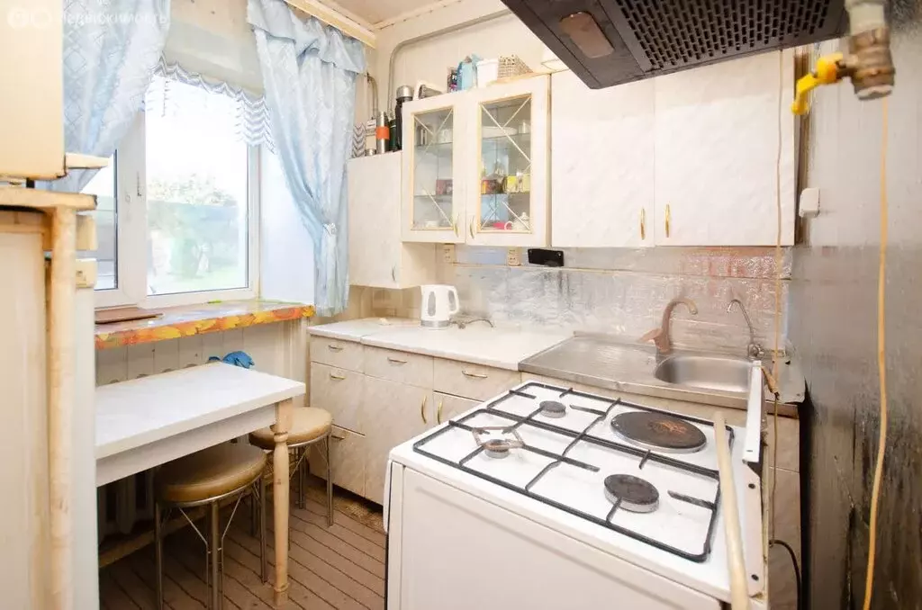 2-комнатная квартира: Ялуторовск, улица Агеева, 6 (42.7 м) - Фото 1