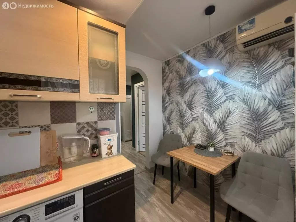 3-комнатная квартира: Волгоград, улица Рокоссовского, 24 (61 м) - Фото 2