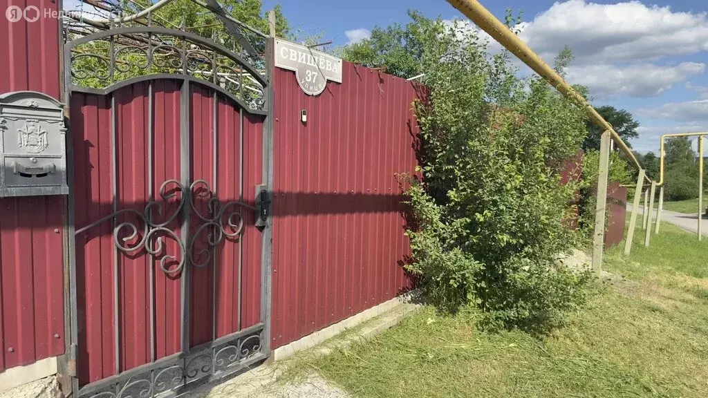 Дом в село Кустовое, улица Свищева (66.3 м) - Фото 1
