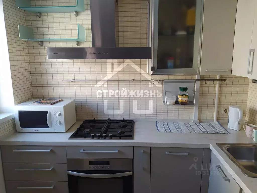 2-к кв. Свердловская область, Екатеринбург ул. Токарей, 54к2 (43.0 м) - Фото 0
