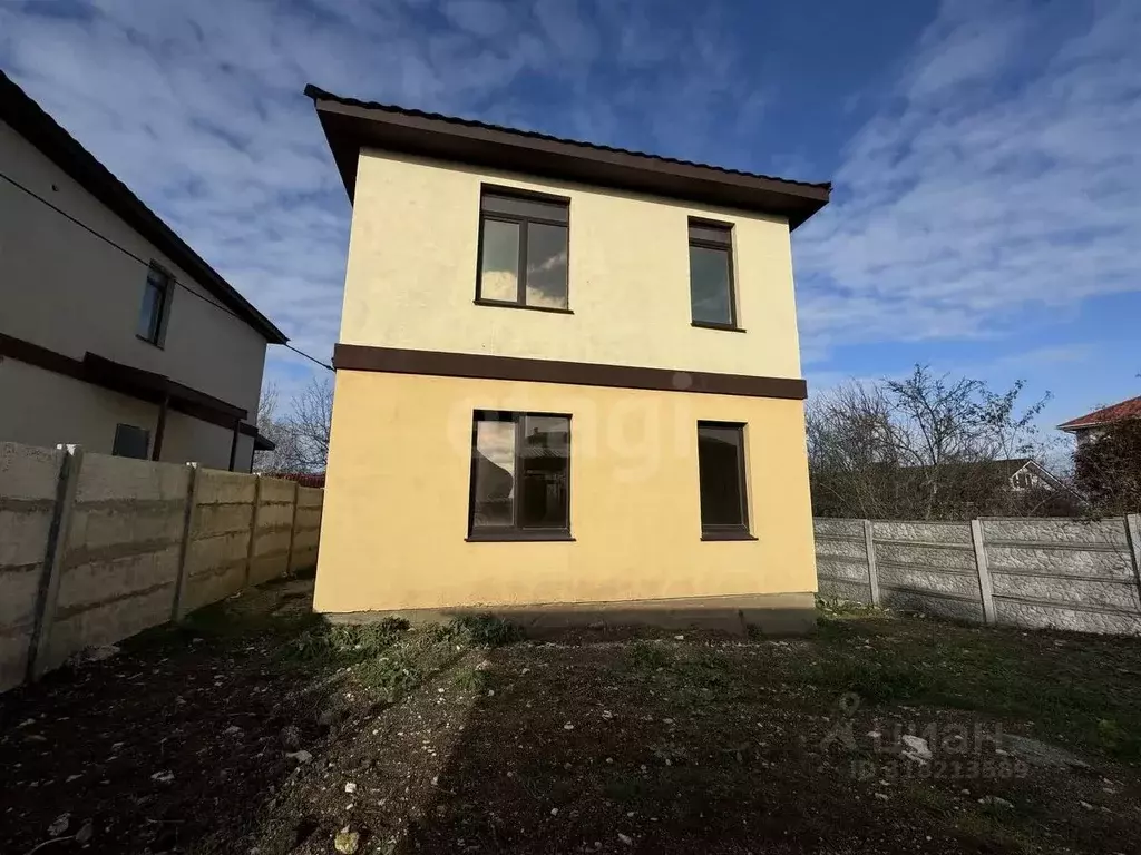 Дом в Крым, Симферопольский район, с. Мирное ул. Красная, 22Д (130 м) - Фото 1