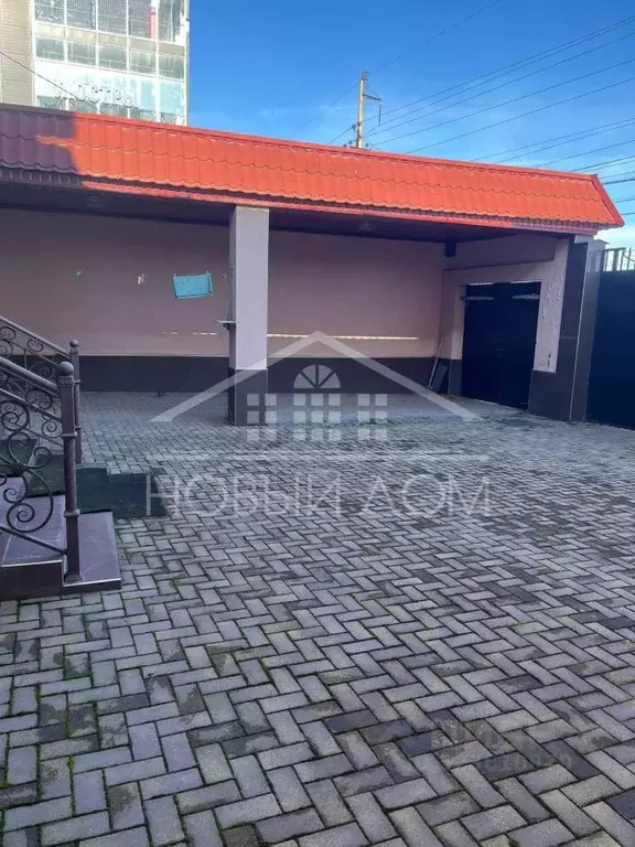 Дом в Кабардино-Балкария, Нальчик ул. Идарова, 75 (180 м) - Фото 2