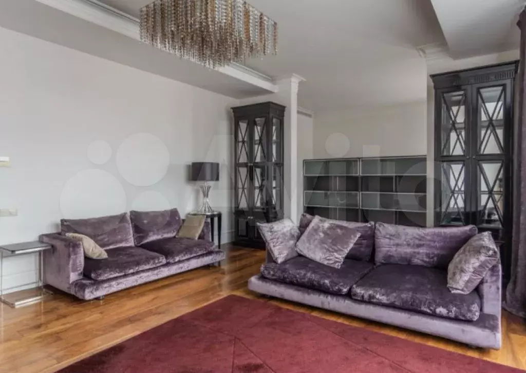 3-к. квартира, 150 м, 3/7 эт. - Фото 0