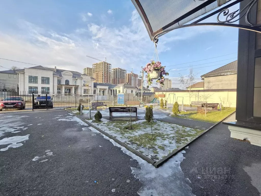 4-к кв. Кабардино-Балкария, Нальчик Центральное СДТ, 33Г (132.0 м) - Фото 1