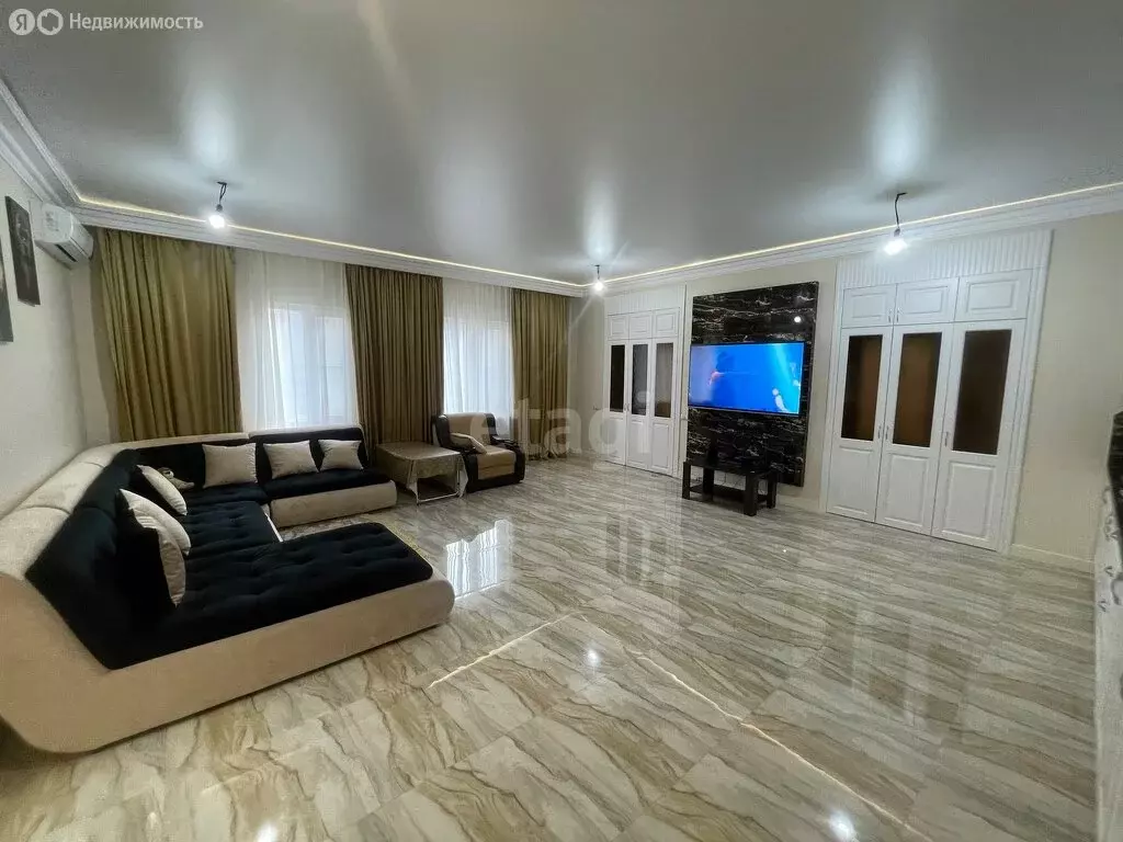 3-комнатная квартира: Каспийск, Молодёжная улица, 6 (117 м) - Фото 2