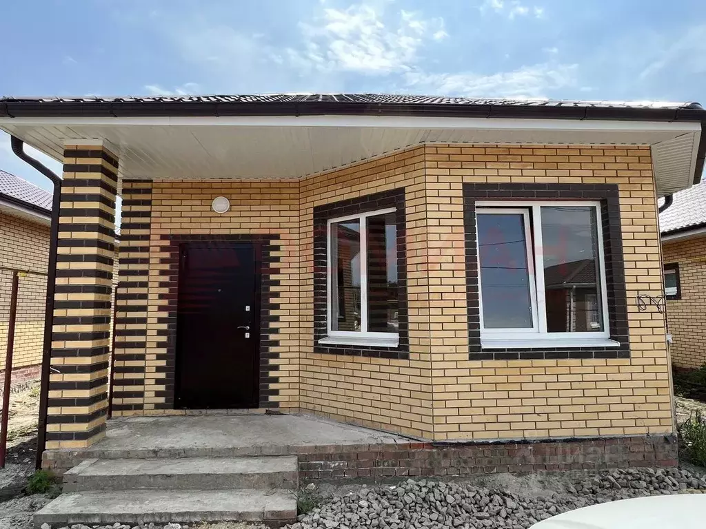 Дом в Ростовская область, Ростов-на-Дону Зрелищная ул. (110 м) - Фото 1