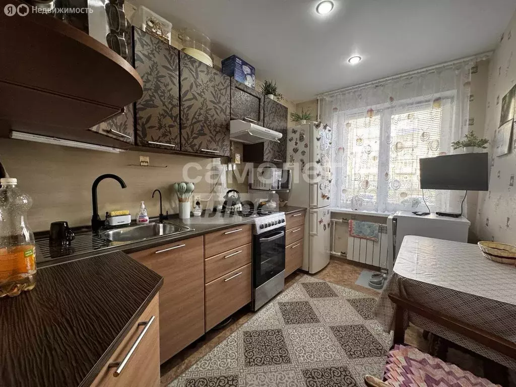 3-комнатная квартира: Ишим, Деповская улица, 118 (58 м) - Фото 1