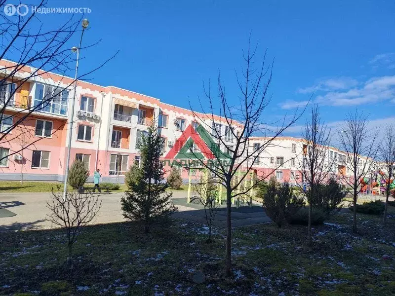 3-комнатная квартира: Краснодар, Веронская улица, 8 (92.2 м) - Фото 2