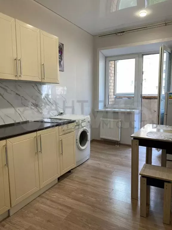 1-к. квартира, 40 м, 6/18 эт. - Фото 1