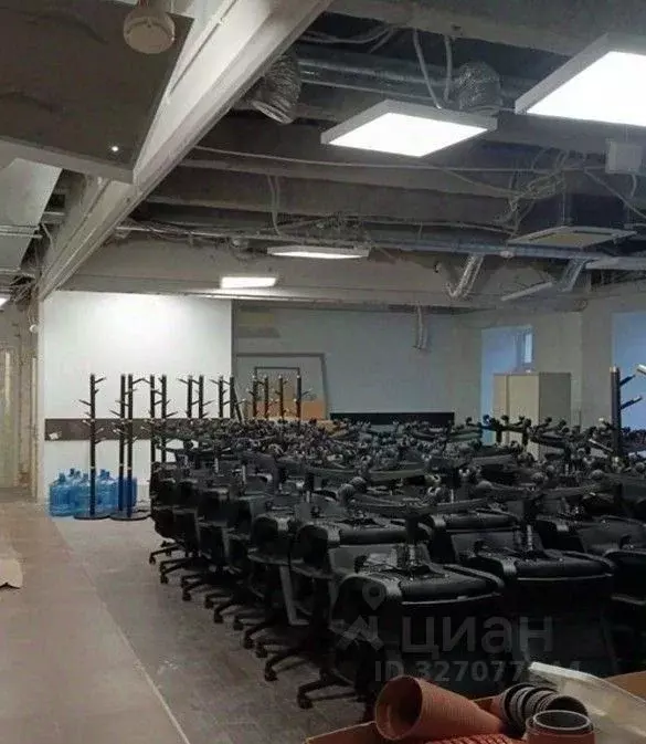 Офис в Санкт-Петербург Верейская ул., 16 (425 м) - Фото 1