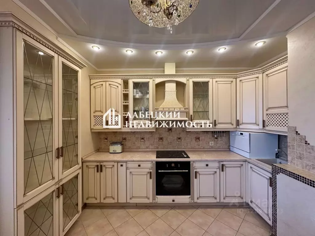 3-к кв. Курская область, Курск ул. Радищева, 20 (83.8 м) - Фото 1