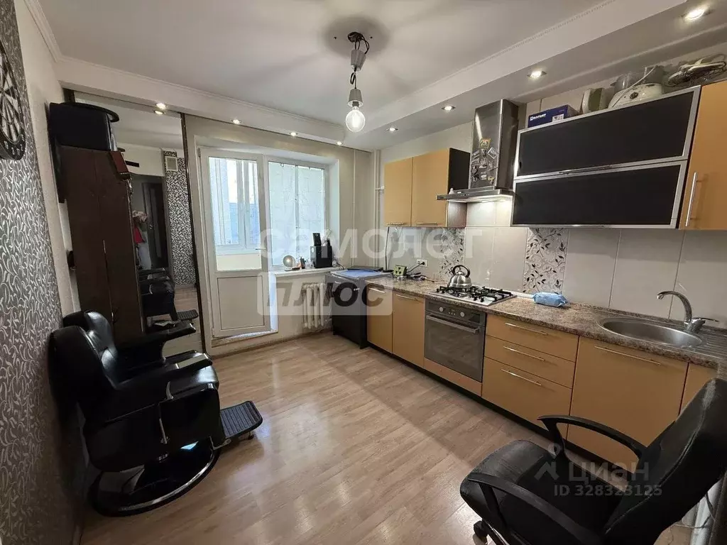 1-к кв. Самарская область, Сызрань Звездная ул., 74 (38.0 м) - Фото 1