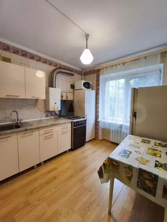 1-к. квартира, 35 м, 4/5 эт. - Фото 0