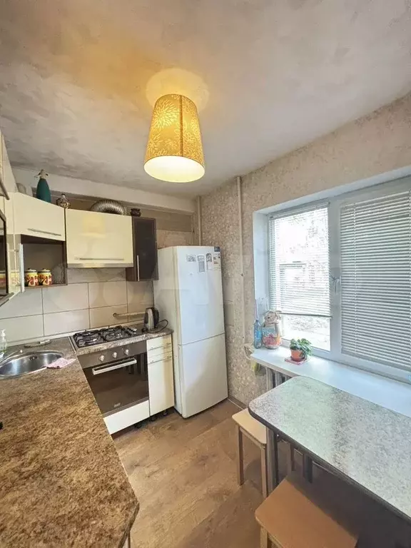 2-к. квартира, 42 м, 1/5 эт. - Фото 0