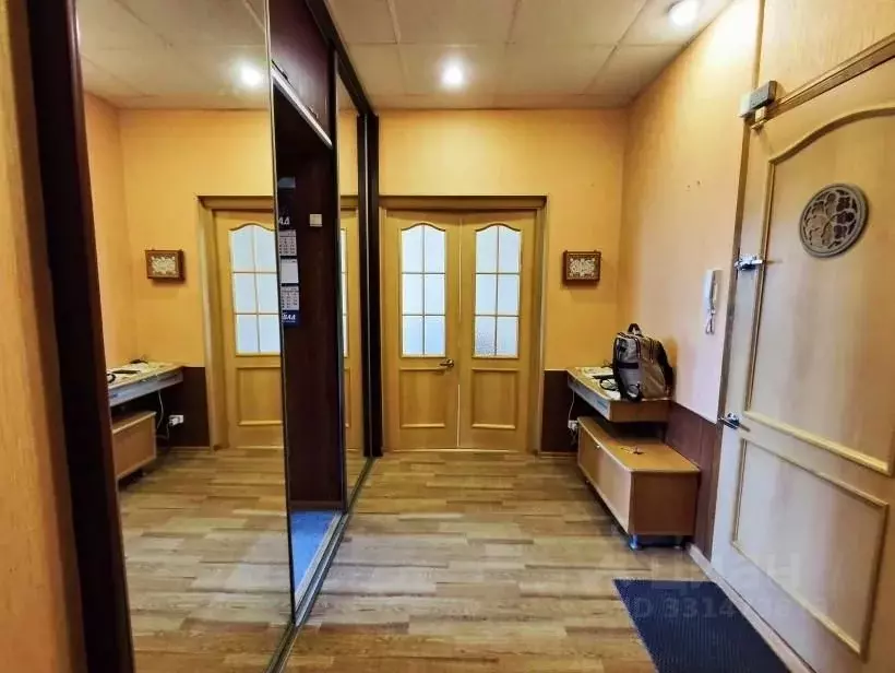 2-к кв. Мурманская область, Мурманск ул. Старостина, 53 (57.1 м) - Фото 2