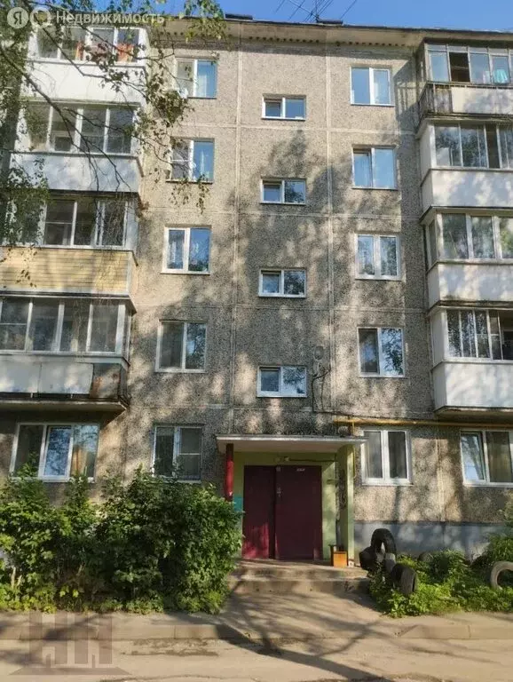 3-комнатная квартира: Тверь, Октябрьский проспект, 67 (47.5 м) - Фото 1