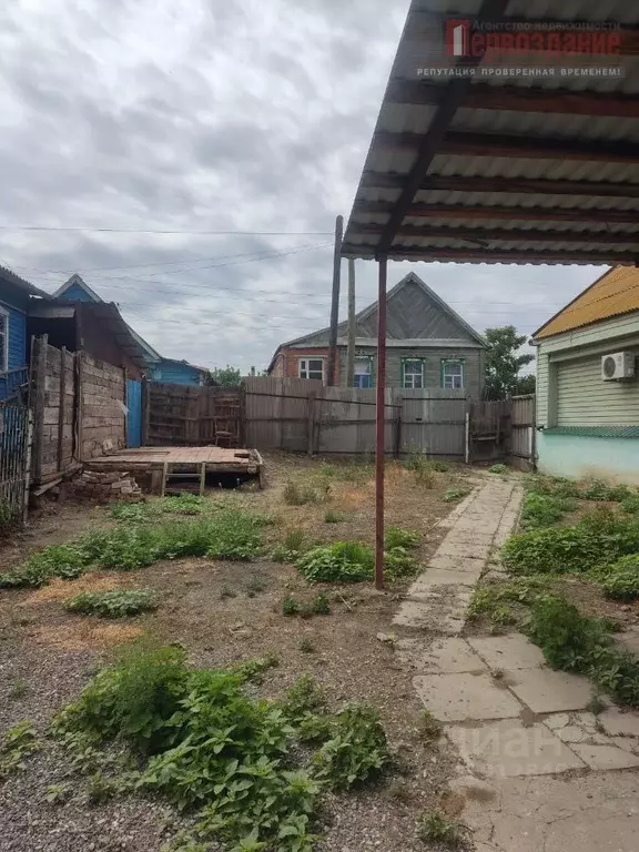 Дом в Астраханская область, Астрахань ул. Войкова (75 м) - Фото 1