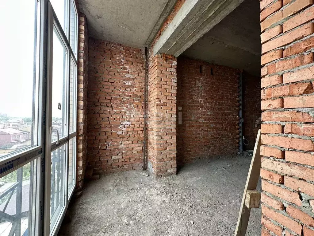 2-к кв. Северная Осетия, Владикавказ ул. Ахмада Кадырова, 7 (70.0 м) - Фото 1
