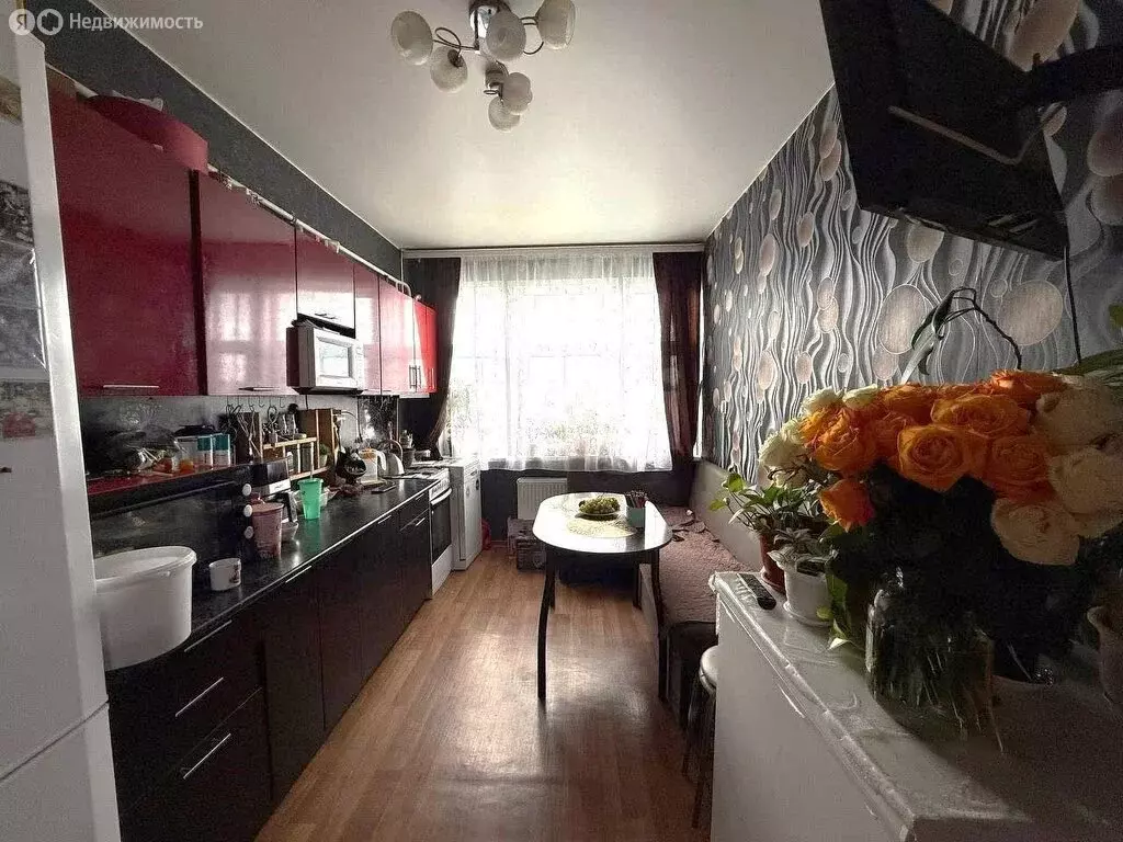2-комнатная квартира: Великий Устюг, Набережная улица, 74 (54.8 м) - Фото 0