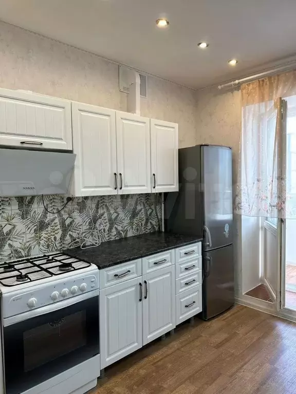 1-к. квартира, 45 м, 5/5 эт. - Фото 1