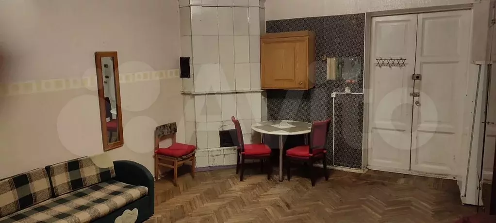 Комната 27 м в 4-к., 2/5 эт. - Фото 0