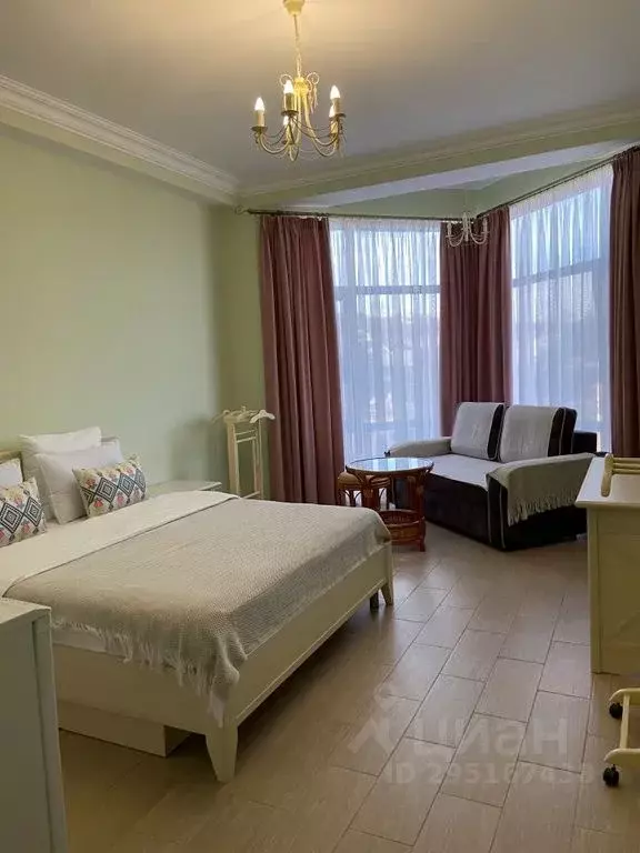 Комната Ставропольский край, Кисловодск ул. Шаумяна, 31/33 - Фото 1